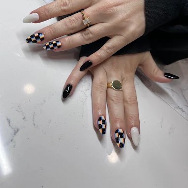 Talon Nail Bar custom nail art — example 11