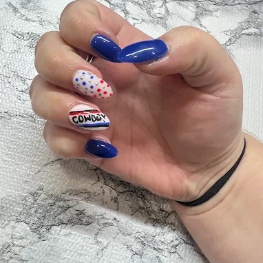 Talon Nail Bar custom nail art — example 6