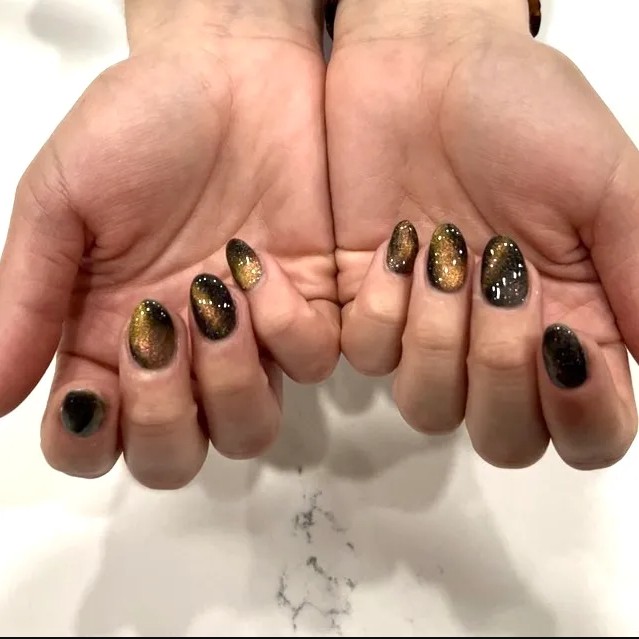 Talon Nail Bar custom nail art — example 1